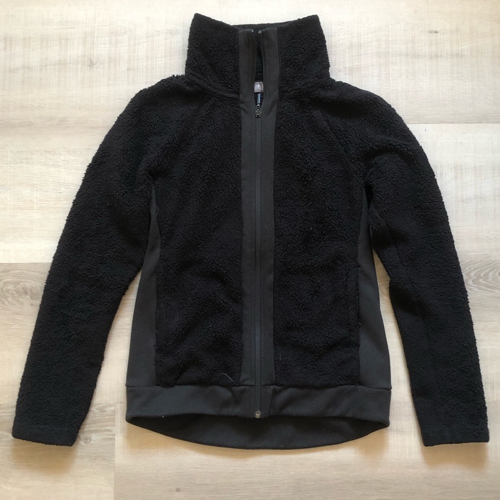 Black Fleece Fluffy North Face Jacket
